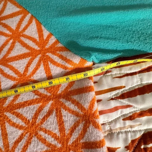 Bold Retro Knit Tee – XXL – The Oblong Box Shop - Picture 6 of 10